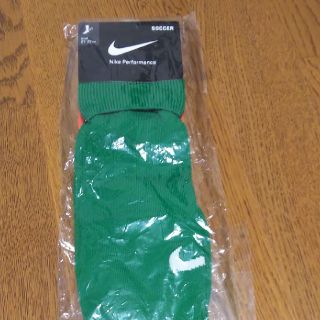 ナイキ(NIKE)のまる様専用    サッカーソックス ナイキ 21-23cm 新品 緑(その他)