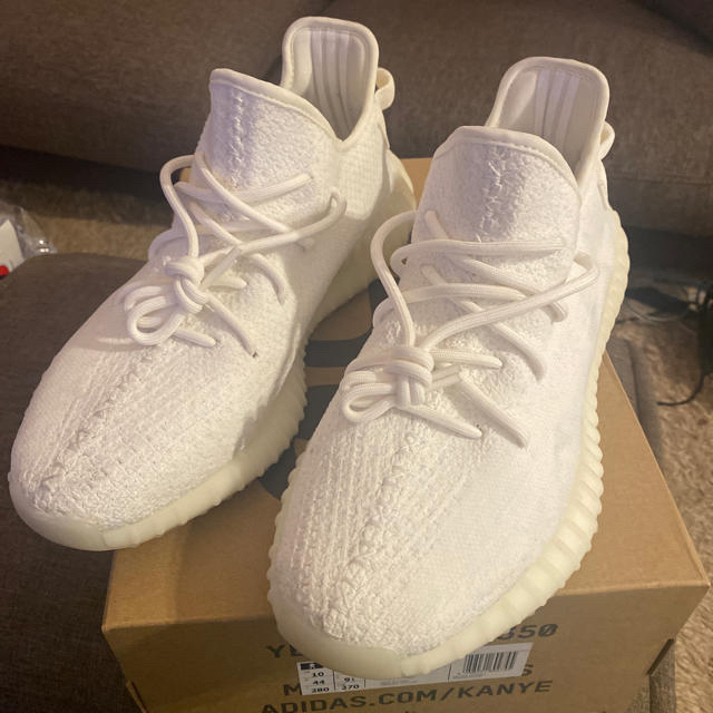 スニーカーadidas yeezy boost 350 V2 28㎝　極美品☆