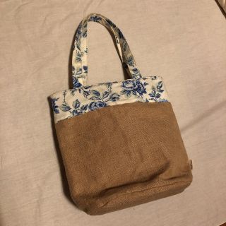 ローラアシュレイ(LAURA ASHLEY)のLAURA ASHLEY ローラアシュレイ　トートバック　かごバック(トートバッグ)