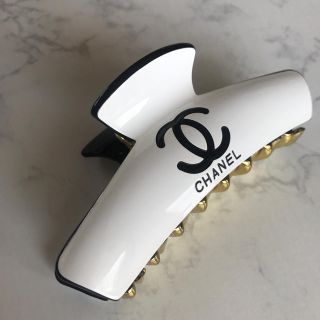 CHANEL ヘアクリップ　バレッタ　ノベルティ