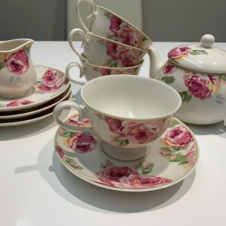 ローラアシュレイ(LAURA ASHLEY)のLAURA ASHLEY ソーサーセット(グラス/カップ)