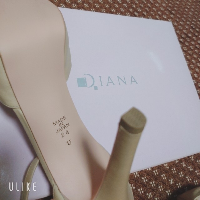 DIANA　Tストラップオープントゥパンプス　24cm