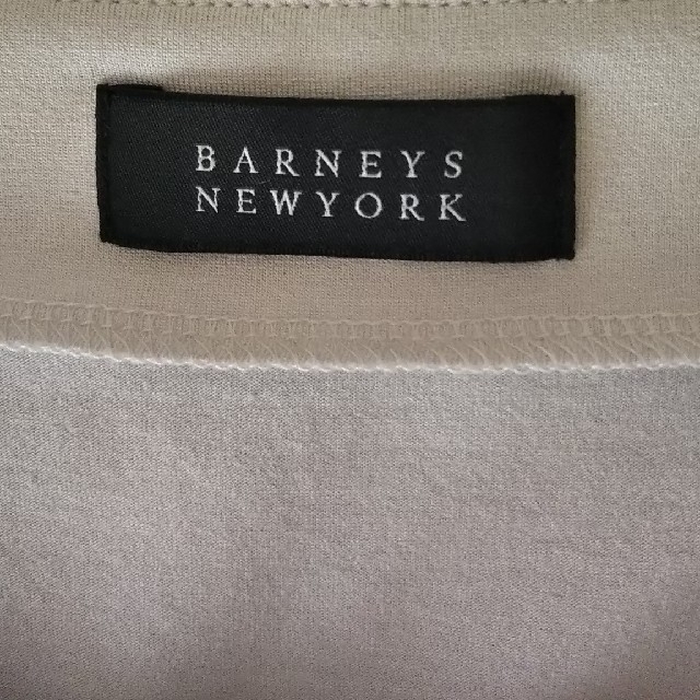 BARNEYS NEW YORK(バーニーズニューヨーク)のﾊﾞｰﾆｰｽﾞ ｼﾙﾊﾞｰtops レディースのトップス(カットソー(半袖/袖なし))の商品写真