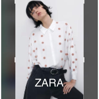 ザラ(ZARA)のZARA ドットシャツ　Mサイズ(シャツ/ブラウス(長袖/七分))