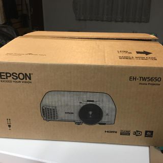 エプソン(EPSON)のEPSON EH-TW5650 ホームプロジェクター(プロジェクター)