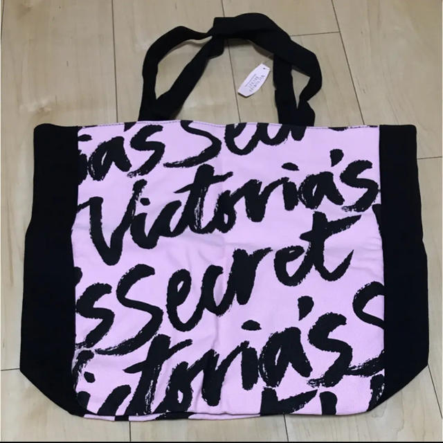 Victoria's Secret - ヴィクトリアシークレット トート ロゴの通販 by あっさ's shop｜ヴィクトリアズシークレットならラクマ