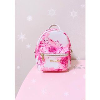 EmiriaWiz - Emiriawizエミリアウィズ 博多限定ノベルティー✨ホワイトビーチタオル EmiriaWiz（日用品/生活雑貨/旅行）のフリマアイテム一覧