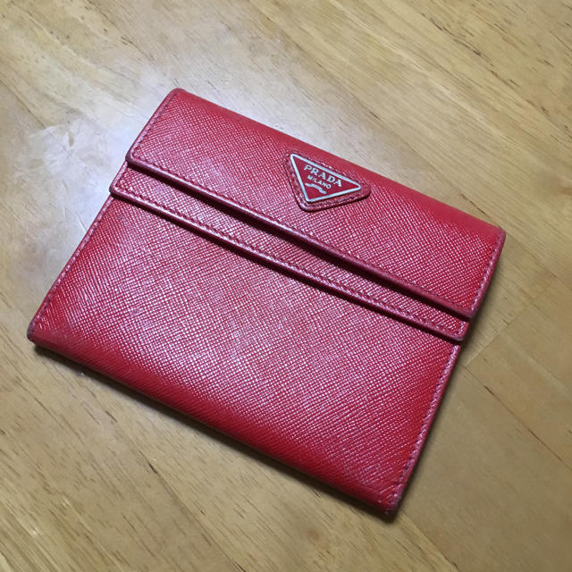 PRADA(プラダ)のプラダ☆二つ折り財布 レディースのファッション小物(財布)の商品写真