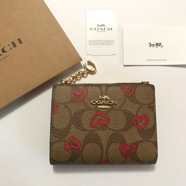 【新品未使用】COACH コーチ 折り財布★シグネチャー×ハート