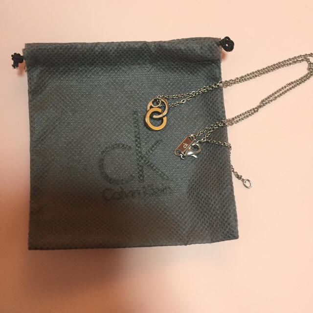 Calvin Klein(カルバンクライン)のCK ネックレス (値下げ中) レディースのアクセサリー(ネックレス)の商品写真