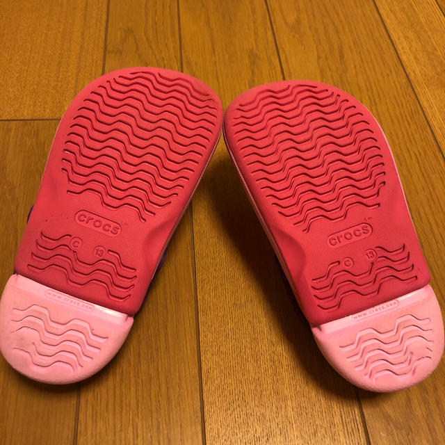 crocs(クロックス)のクロックス　C13 キッズ/ベビー/マタニティのベビー靴/シューズ(~14cm)(サンダル)の商品写真