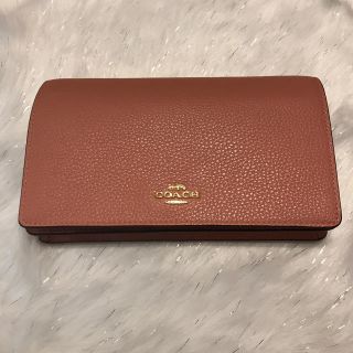 コーチ(COACH)のコーチピンクベージュ長財布斜め掛けウォレット(財布)