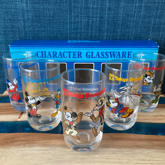 Disney 入手困難 東京ディズニーランド 開園 当初 レトロ グラス コップ 5セットの通販 By Henne ディズニーならラクマ