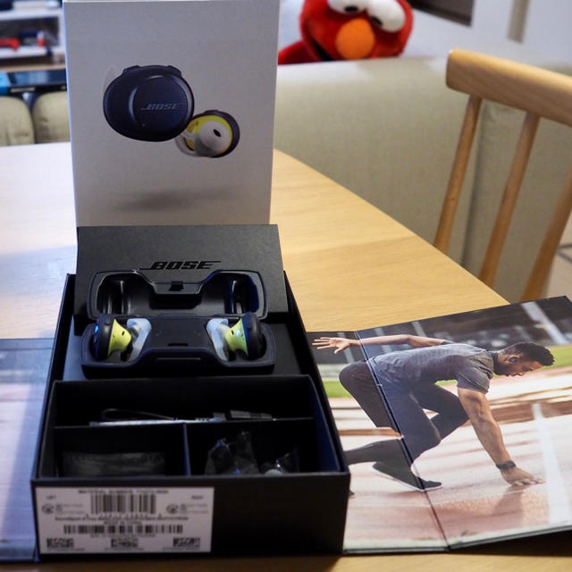 【美品】Bose SoundSport Free ワイヤレスイヤホン