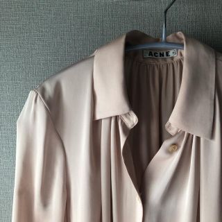 アクネ(ACNE)のセール《ACNE STUDIOS》サテンシャツ ピンク(34サイズ)(シャツ/ブラウス(長袖/七分))