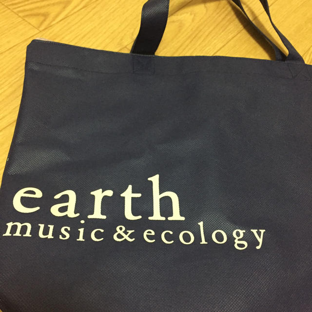 earth music & ecology(アースミュージックアンドエコロジー)のearth♡ショッパー レディースのバッグ(ショップ袋)の商品写真