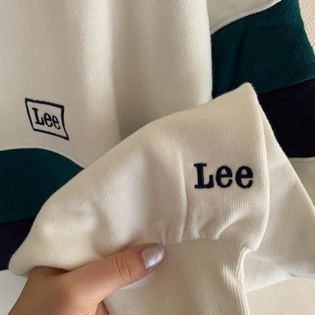 Lee(リー)の未使用　Lee ボーダー　トレーナー レディースのトップス(トレーナー/スウェット)の商品写真