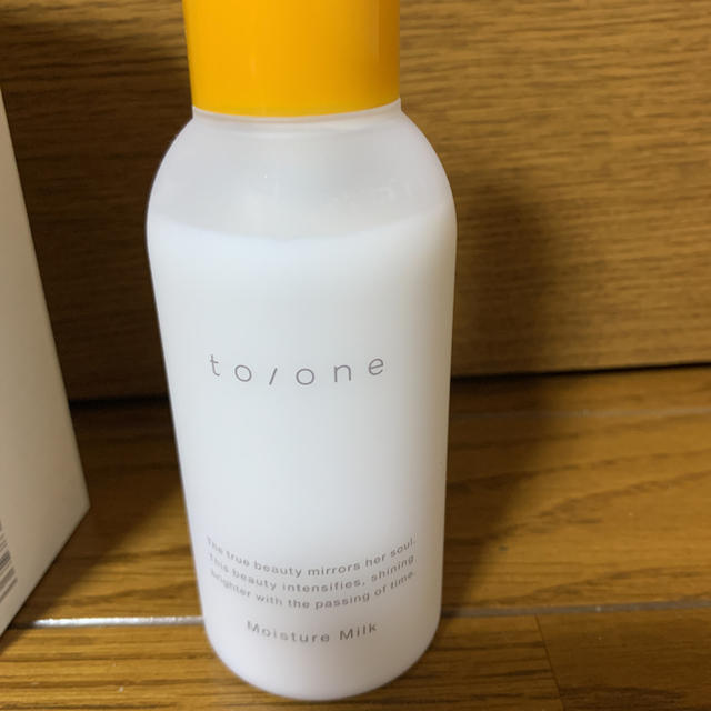 Cosme Kitchen(コスメキッチン)のto/one モイスチャーミルク コスメ/美容のスキンケア/基礎化粧品(乳液/ミルク)の商品写真