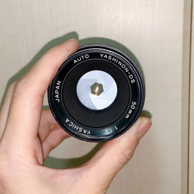 KONICA MINOLTA(コニカミノルタ)の【お値下げ中】オールドレンズ　M42yashinonDS50mmF1.9 スマホ/家電/カメラのカメラ(レンズ(単焦点))の商品写真