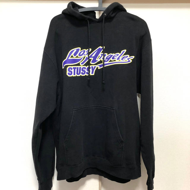 【LAで購入】stussy パーカー　レイカーズ風 メンズのトップス(パーカー)の商品写真