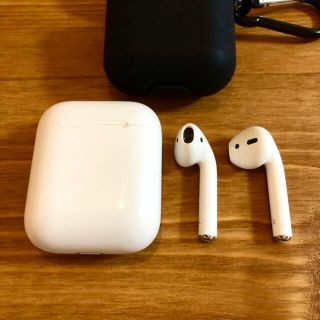 アップル(Apple)のairpods 2(ヘッドフォン/イヤフォン)