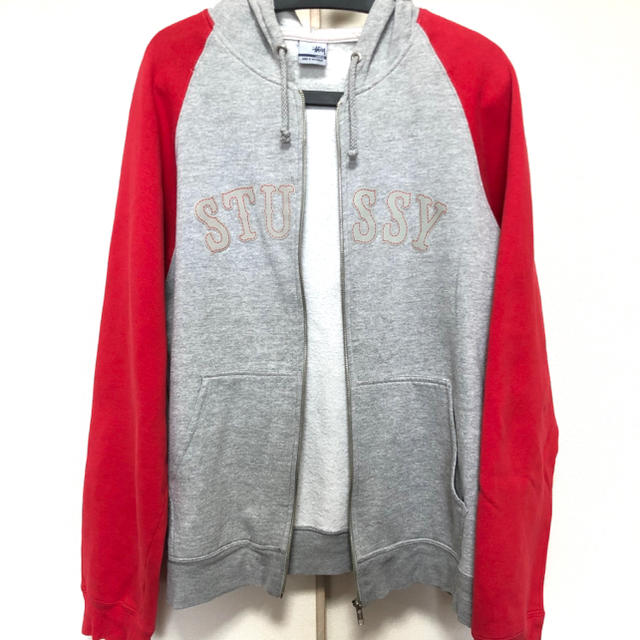 STUSSY(ステューシー)の値下げ【LAで購入】　stussy パーカー メンズのトップス(パーカー)の商品写真