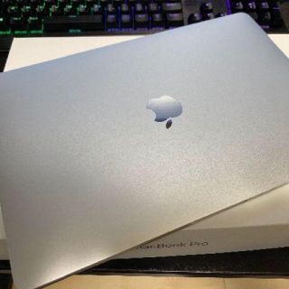 マック(Mac (Apple))の超美品 おまけ付 MacBook Pro 13 2017 8g 256gb (ノートPC)