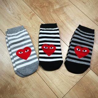 コムデギャルソン(COMME des GARCONS)の靴下　三足組(ソックス)