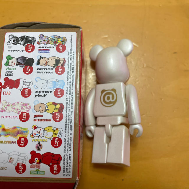 Medicom Toy ベアブリック シリーズ32 Basic 中袋開封済 の通販 By Punio S Shop メディコムトイならラクマ