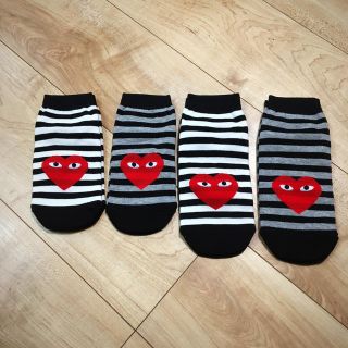 コムデギャルソン(COMME des GARCONS)の靴下　二足(ソックス)