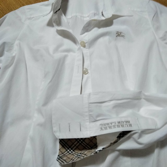 BURBERRY BLUE LABEL(バーバリーブルーレーベル)のいるか様専用　シャツ レディースのトップス(シャツ/ブラウス(長袖/七分))の商品写真