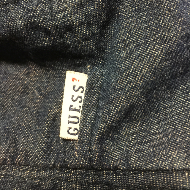 GUESS(ゲス)のGUESS帽子  キッズ54cm キッズ/ベビー/マタニティのこども用ファッション小物(帽子)の商品写真