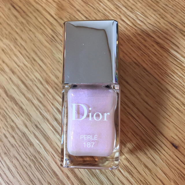 Christian Dior(クリスチャンディオール)のディオール  ヴェルニ 187 コスメ/美容のネイル(マニキュア)の商品写真