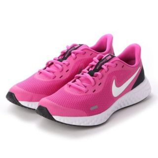 NIKE スニーカー　23.5センチ