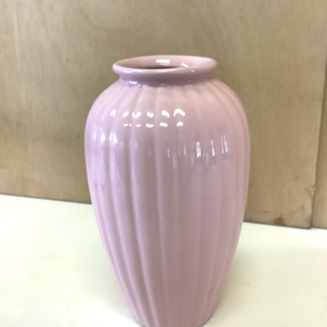 値下げしました かわいい薄ピンク陶器花瓶 indeplus.com.ar