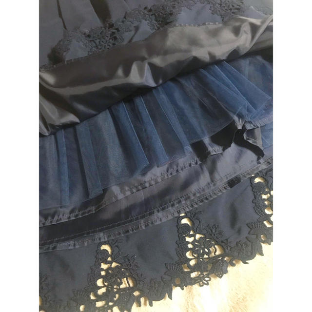 レース刺繍フィッシュテールスカート