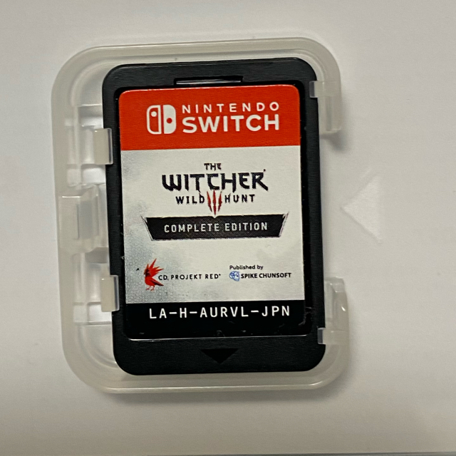 Nintendo Switch(ニンテンドースイッチ)の中古　ウィッチャー3 Switch版 エンタメ/ホビーのゲームソフト/ゲーム機本体(家庭用ゲームソフト)の商品写真