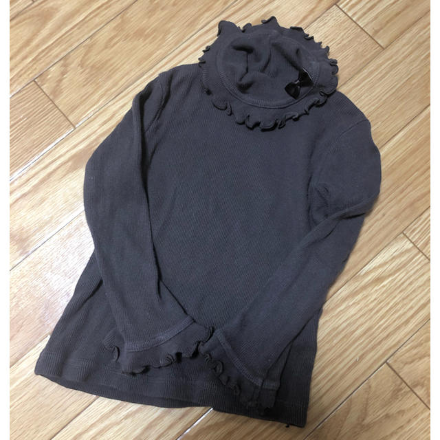 Shirley Temple(シャーリーテンプル)のシャーリーテンプル  ニット　ブラウン　100 キッズ/ベビー/マタニティのキッズ服女の子用(90cm~)(Tシャツ/カットソー)の商品写真