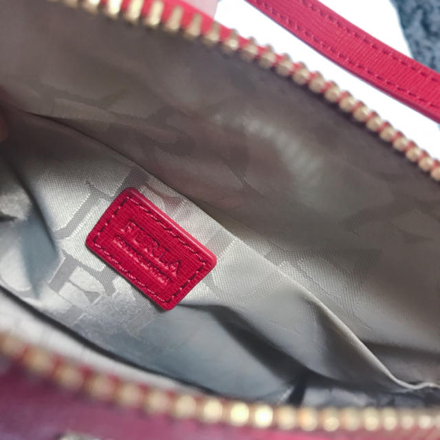 Furla(フルラ)の【美品】フルラ MIKY ショルダーバッグ 赤 レディースのバッグ(ショルダーバッグ)の商品写真