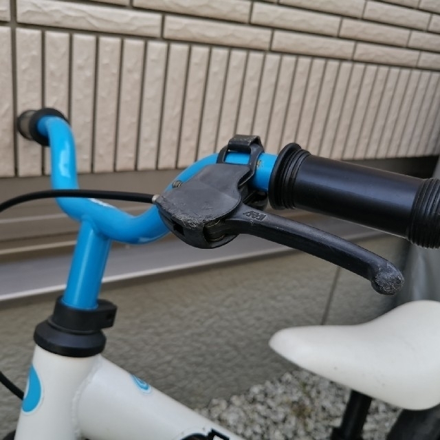 ides(アイデス)のd-Bike　ides　キックス　ペダルなし自転車 キッズ/ベビー/マタニティの外出/移動用品(自転車)の商品写真