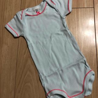 プチバトー(PETIT BATEAU)のプチバトー   半袖　ボディ　新品(ロンパース)