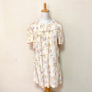 ジルスチュアート(JILLSTUART)の花と鳥柄ワンピース(コレクションライン)(ひざ丈ワンピース)