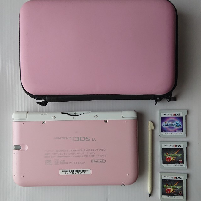 Nintendo 3DS ll ピンク&ホワイト本体 ソフト ケース まとめ売りの通販 by やん｜ラクマ