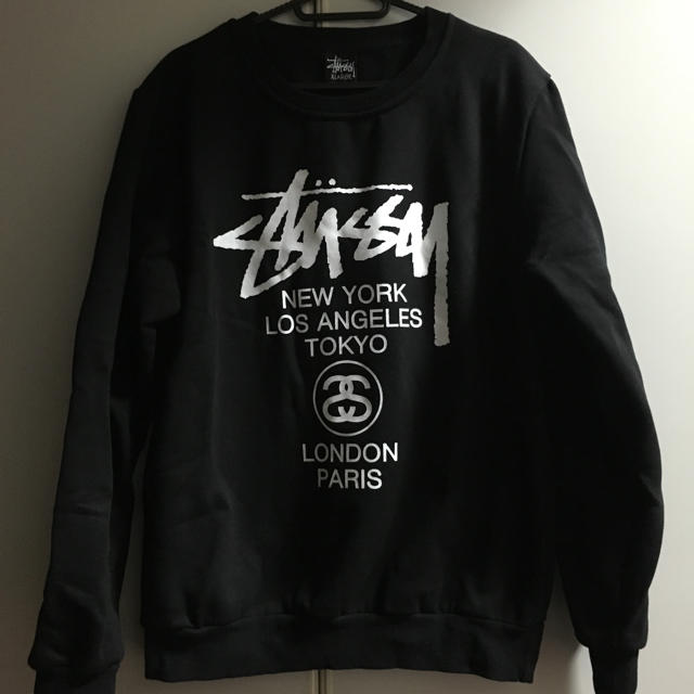 STUSSY - stussy トレーナー 黒の通販 by 引越し前しか使わないshop ...