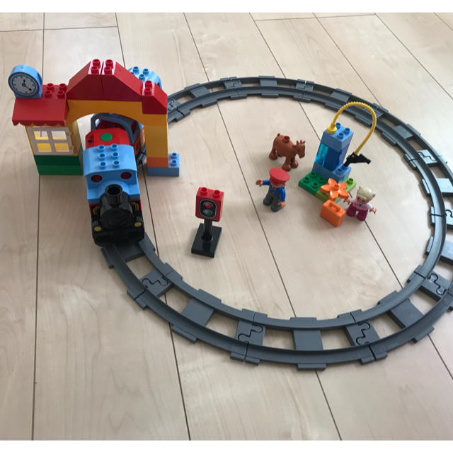 Lego(レゴ)のLEGO デュプロ　レゴ　ブロック　トレインセット　機関車　レア　電車　レール　 キッズ/ベビー/マタニティのおもちゃ(積み木/ブロック)の商品写真