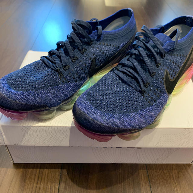 NIKE(ナイキ)のnike vapormax be true us8.5 26.5cm ヴェイパー メンズの靴/シューズ(スニーカー)の商品写真