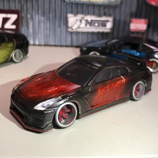 タカラトミー(Takara Tomy)のトミカ　カスタム　GT-R ROHAN仕様グライダー塗装　京商　ホットウィール(ミニカー)