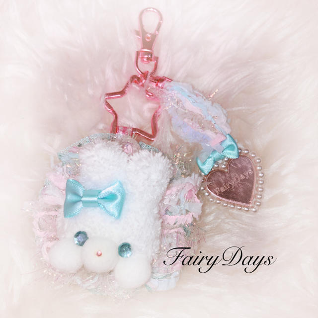 FairyDays × mofua コラボキーホルダー  ハンドメイドのハンドメイド その他(その他)の商品写真