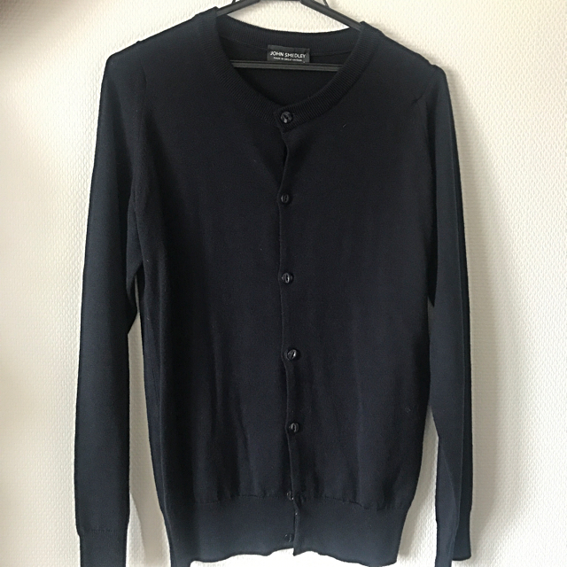 JOHN SMEDLEY(ジョンスメドレー)のメンズ！JOHN SMEDLEY ジョンスメドレー 24G カーディガン 紺色 メンズのトップス(ニット/セーター)の商品写真