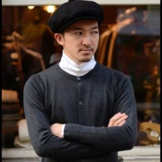 ジョンスメドレー(JOHN SMEDLEY)のメンズ！JOHN SMEDLEY ジョンスメドレー 24G カーディガン 紺色(ニット/セーター)